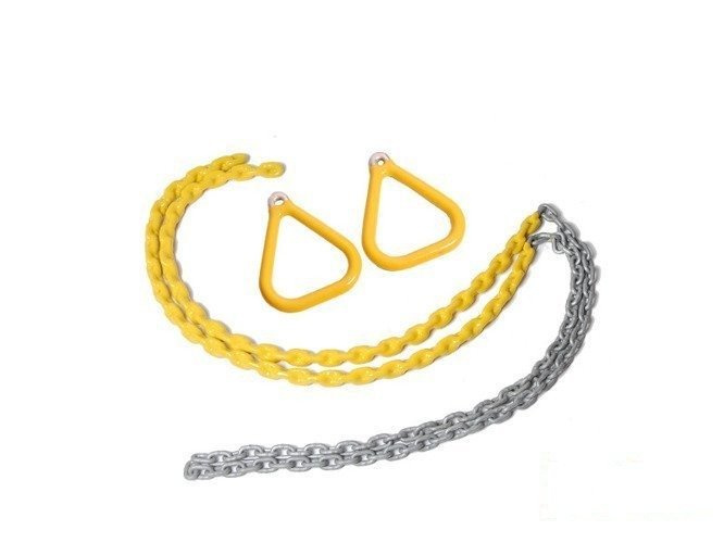 Aros de gimnasia triangulares encadenados