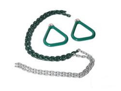 Aros de gimnasia triangulares encadenados