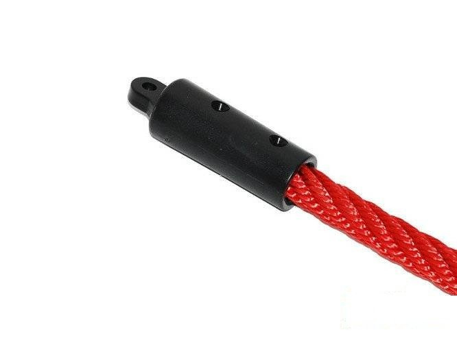 Conector de plástico con oreja