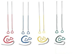 Aros de gimnasia triangulares encadenados